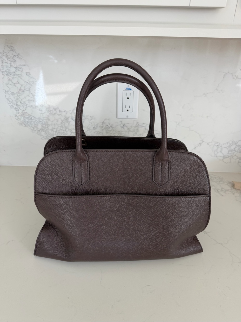 Quince Italian Leather Essential Satchel Tote - Picture 3 of 12